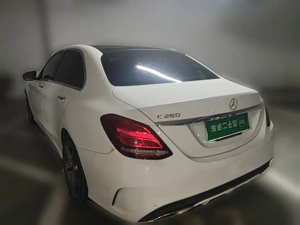 Mercedes-Benz C-Class — миниатюра 4