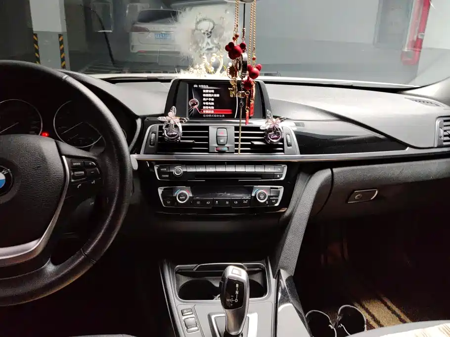 BMW 3 Series — миниатюра 13