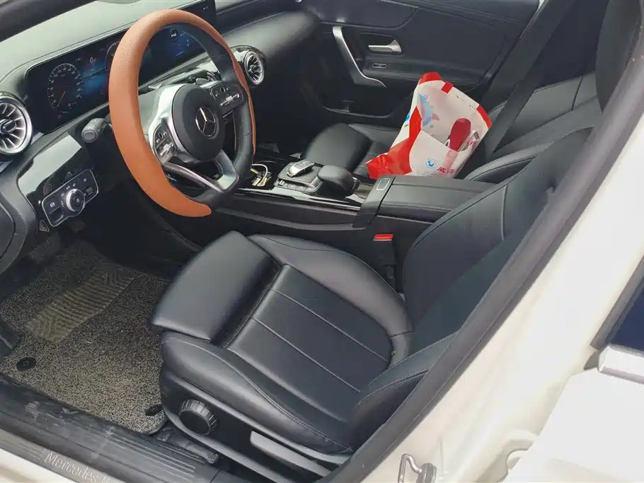Mercedes-Benz A-Class A 2022 A 200 L Sport Fashion