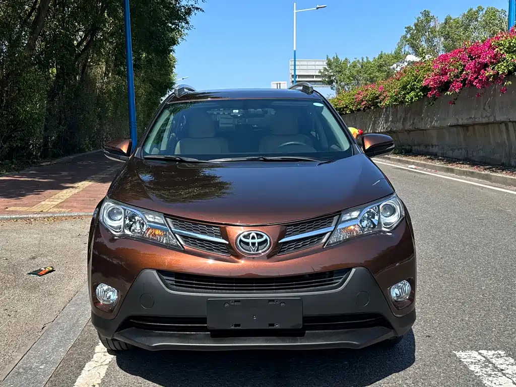 TOYOTA RAV4 RONGFANG