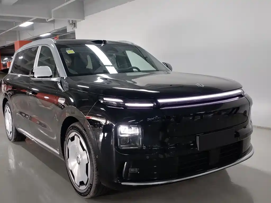 Leapmotor D19 2026 720 мест