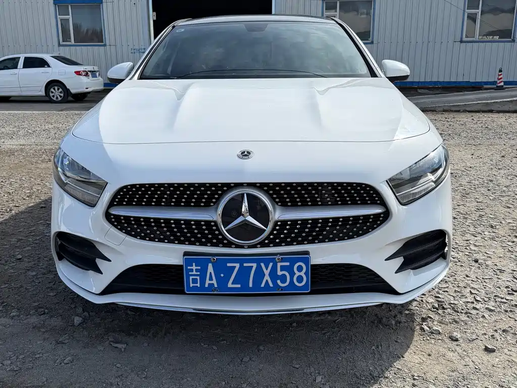 Mercedes-Benz A-Class — миниатюра 2