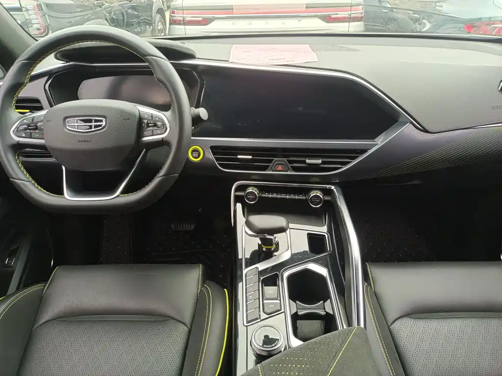 Geely TugellaS S 2021 2.0TD AT