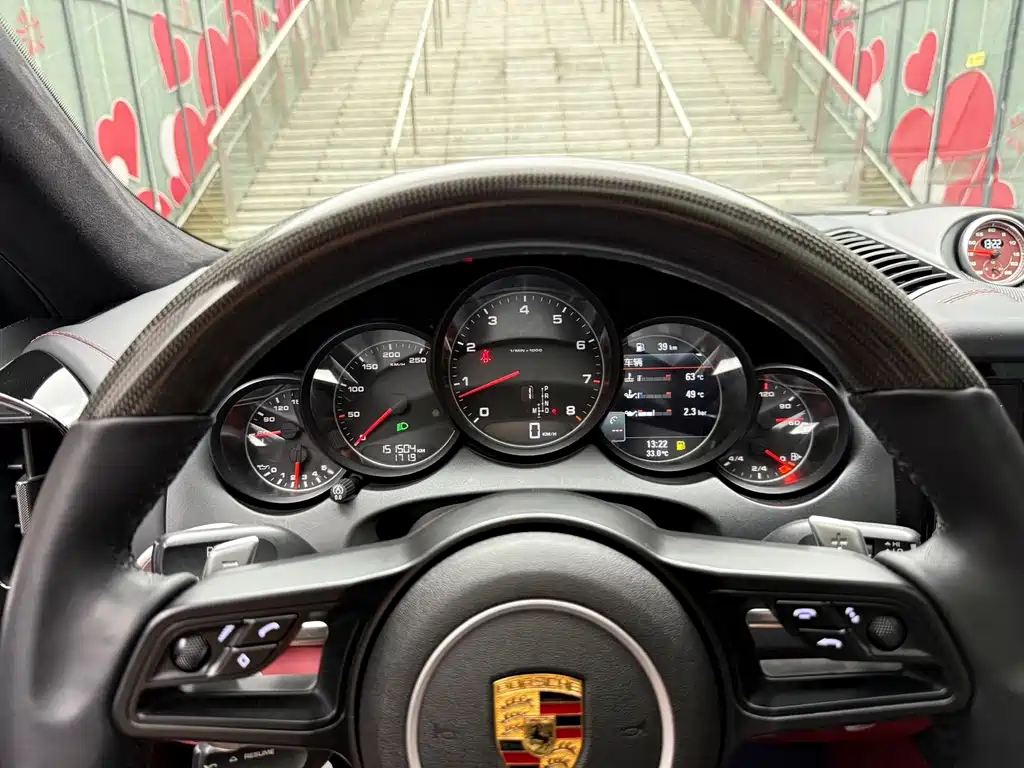 Porsche Cayenne — миниатюра 15
