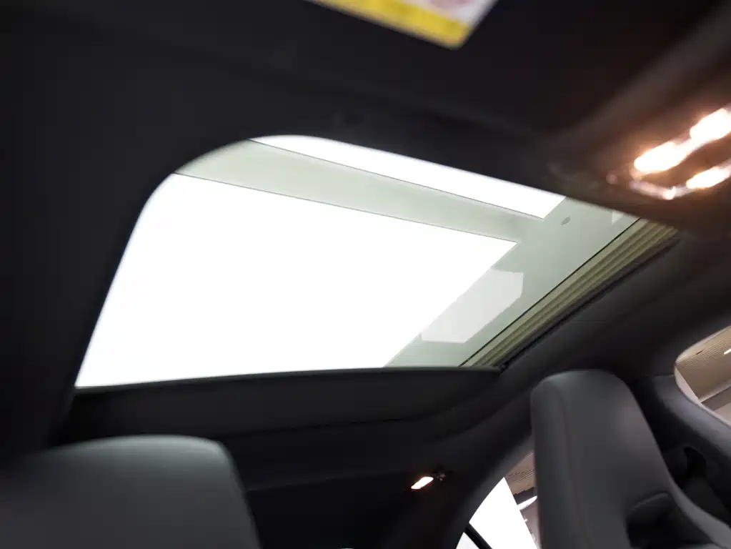 Mercedes-Benz CLA (Import) — миниатюра 13