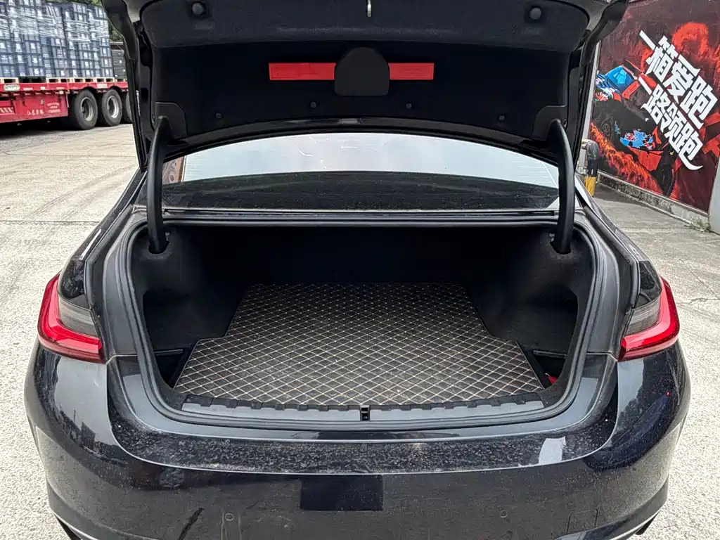 BMW i3 — миниатюра 7