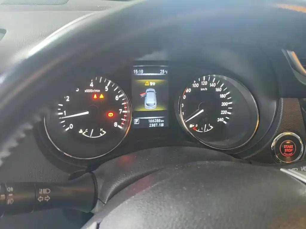 Nissan Qashqai — миниатюра 15