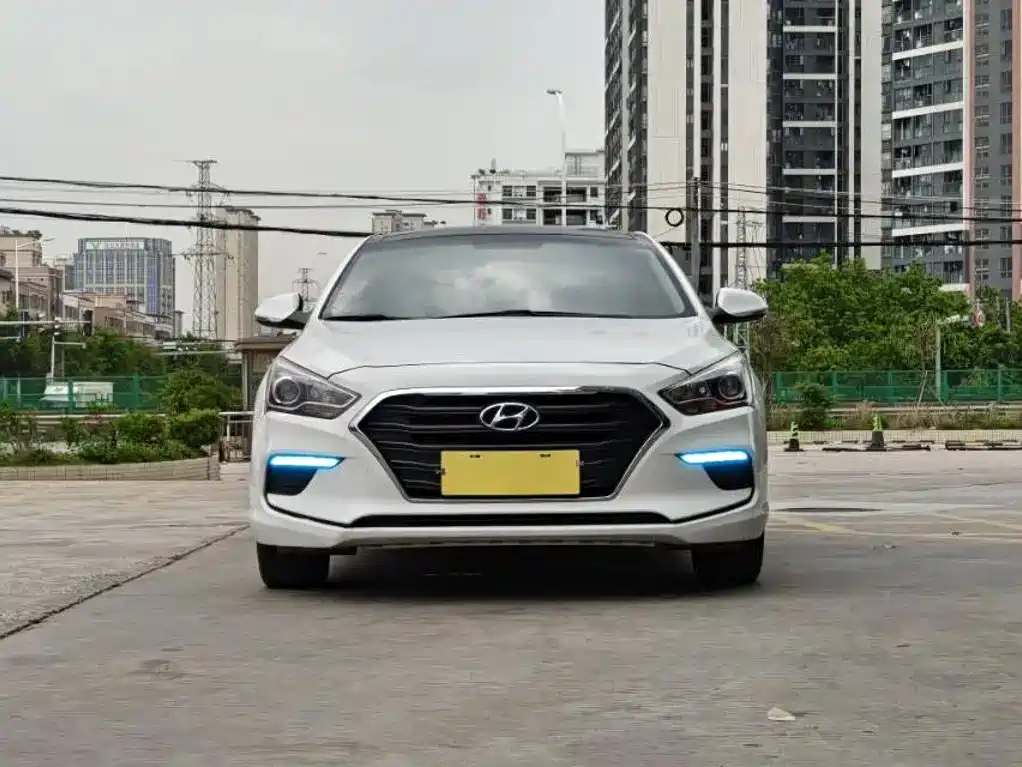Hyundai Mistra — миниатюра 2
