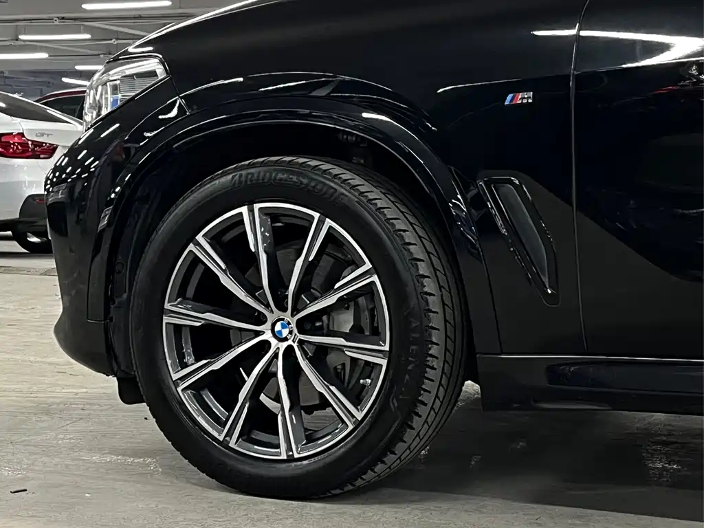 BMW X5 (Import) — миниатюра 7