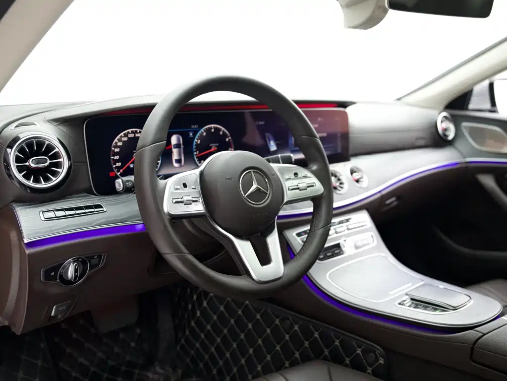 Mercedes-Benz CLS — миниатюра 4