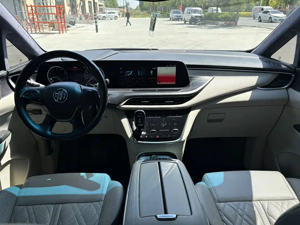 Buick GL8 — миниатюра 14