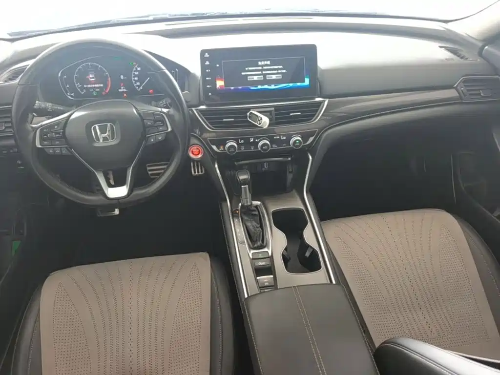 Honda Accord — миниатюра 10