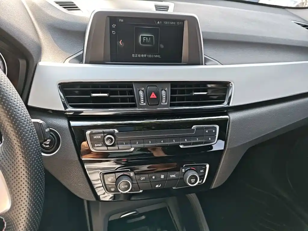 BMW X1 — миниатюра 13