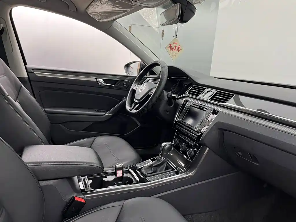 Volkswagen Passat — миниатюра 16