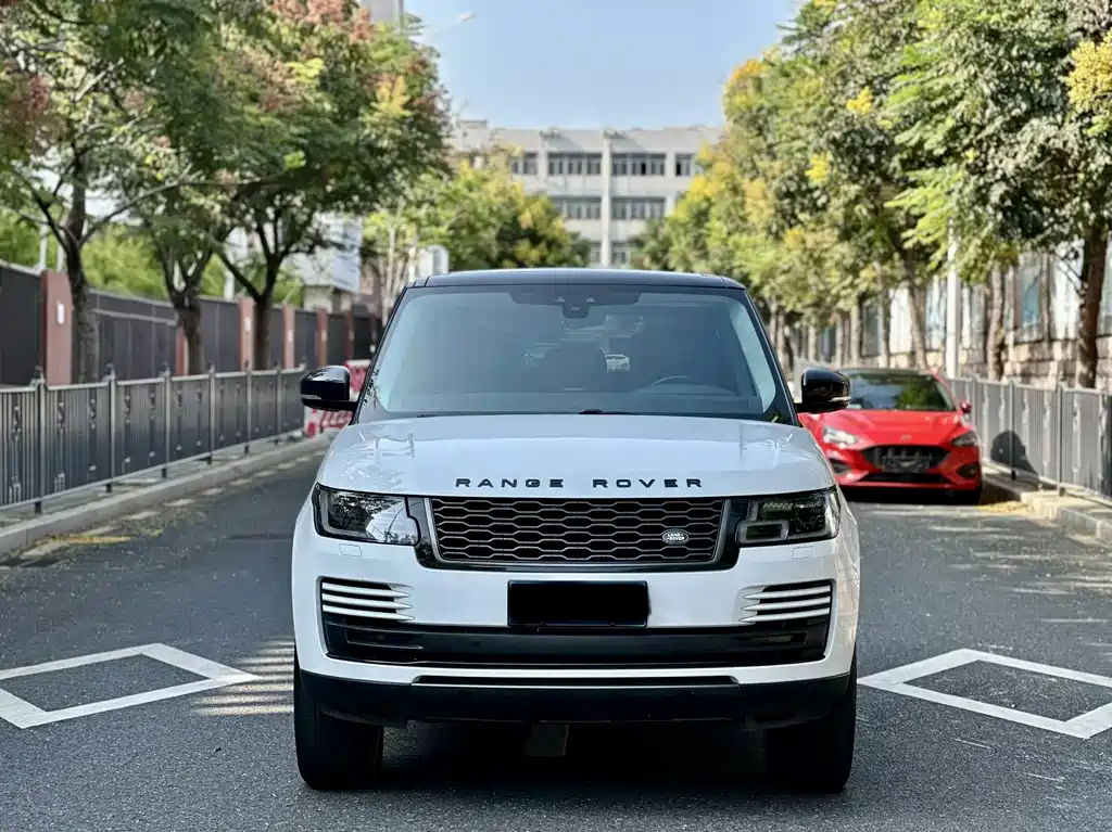 Land Rover Range Rover — миниатюра 2