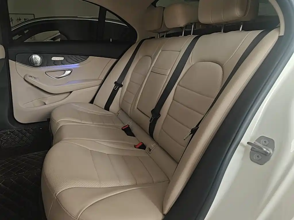 Mercedes-Benz C-Class — миниатюра 17