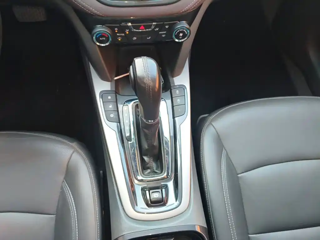 Chevrolet Malibu — миниатюра 14
