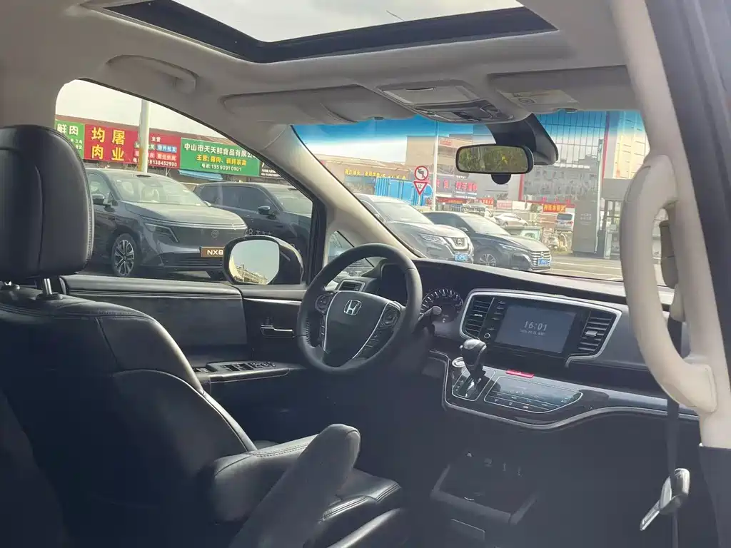 Honda Odyssey — миниатюра 6