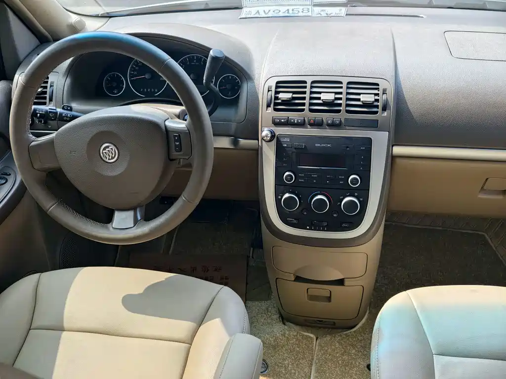 Buick GL8 — миниатюра 7
