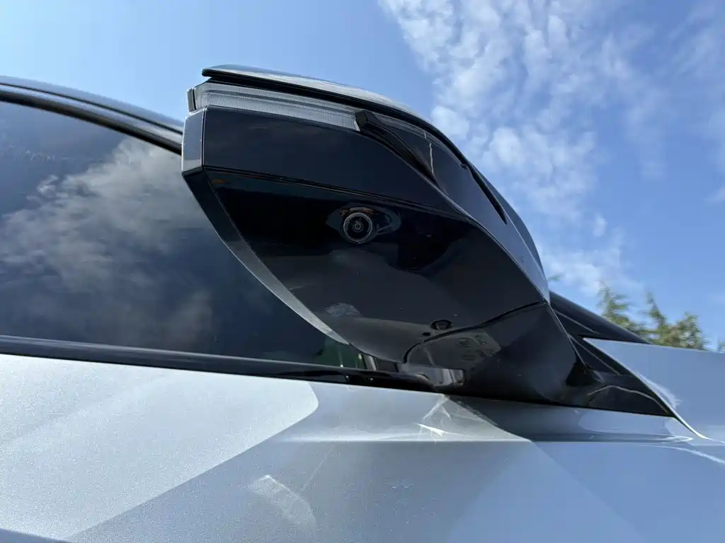 Geely Boyue L — миниатюра 10