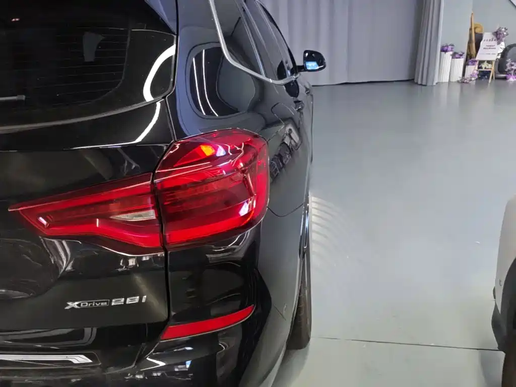 BMW X3 — миниатюра 8