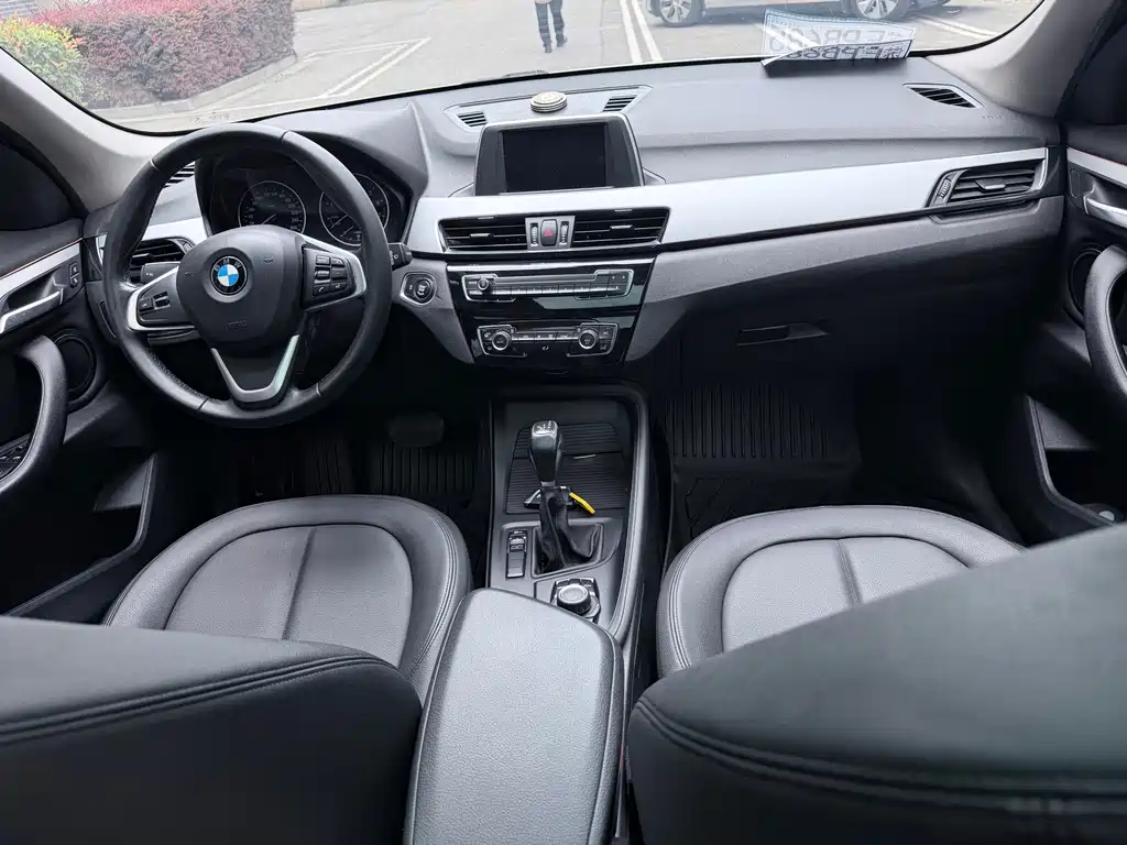 BMW X1 — миниатюра 7