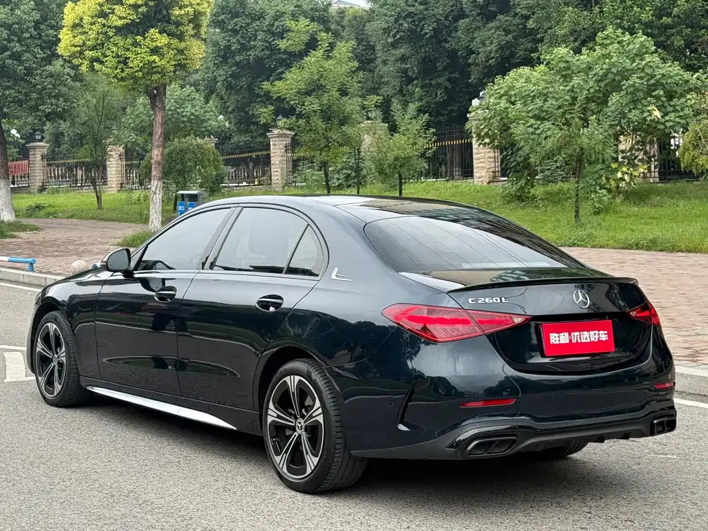 Mercedes-Benz C-Class — миниатюра 5