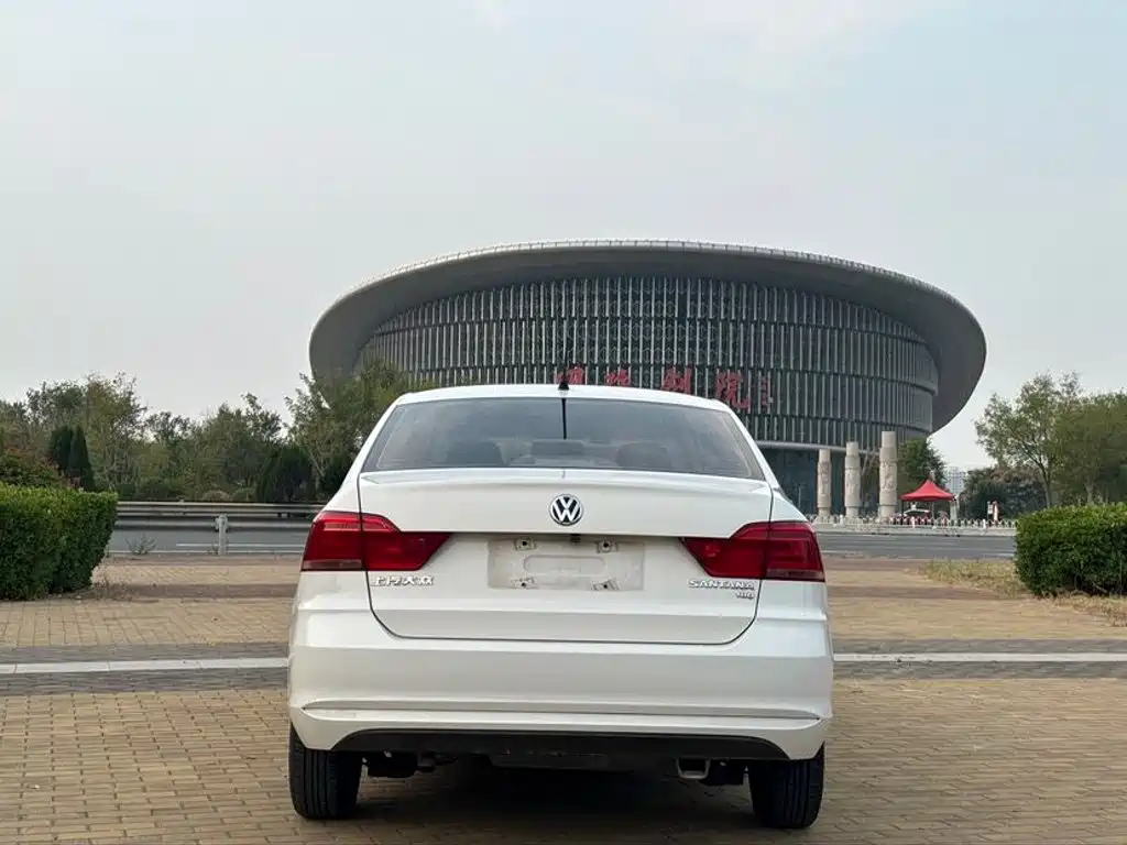 Volkswagen Santana — миниатюра 5