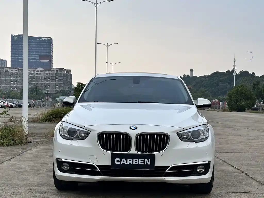 BMW 5 Series GT — миниатюра 2