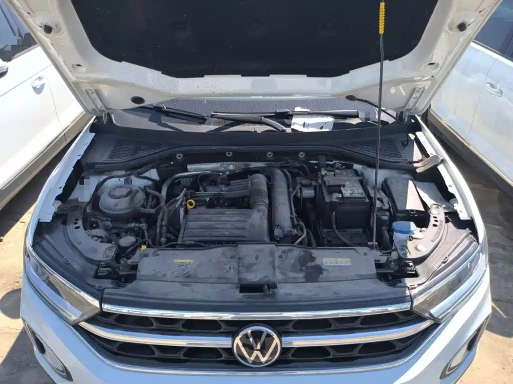 Volkswagen T-Roc — миниатюра 20