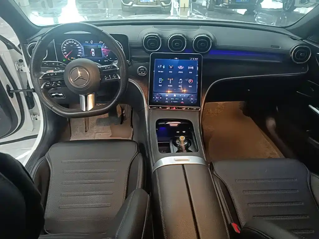 Mercedes-Benz C-Class — миниатюра 10