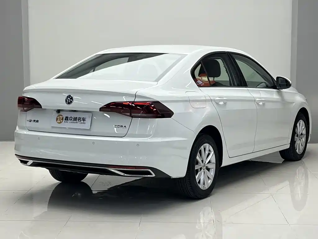 Volkswagen Bora — миниатюра 12