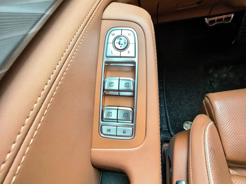 Hongqi Hongqi H9 — миниатюра 5