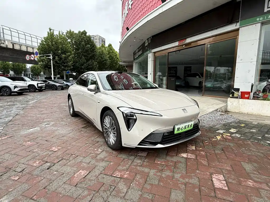Buick Electra L7 — миниатюра 3