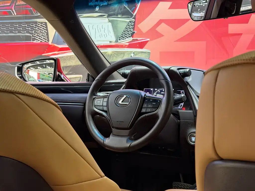 Lexus ES — миниатюра 13