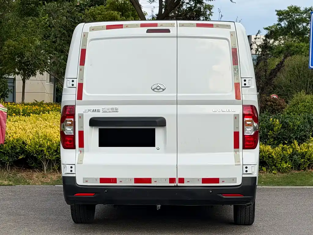 Maxus EV30