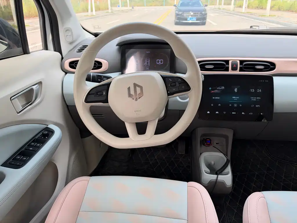 Leapmotor Leapmotor T03 — миниатюра 14