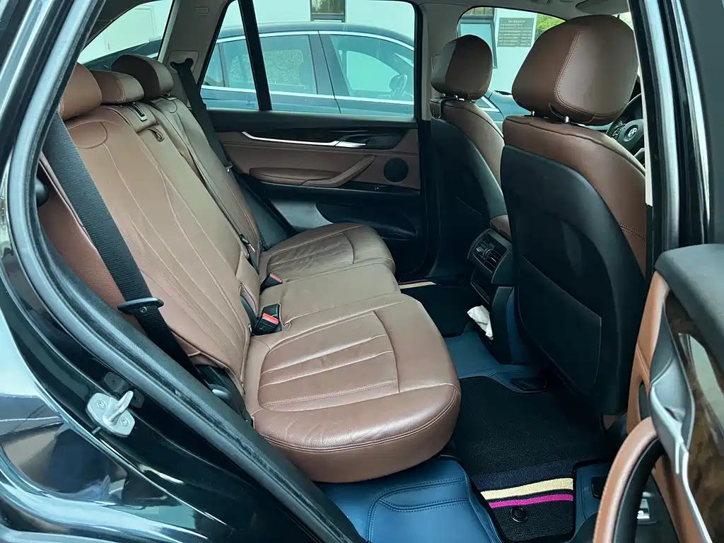 BMW X5 (Import) — миниатюра 12