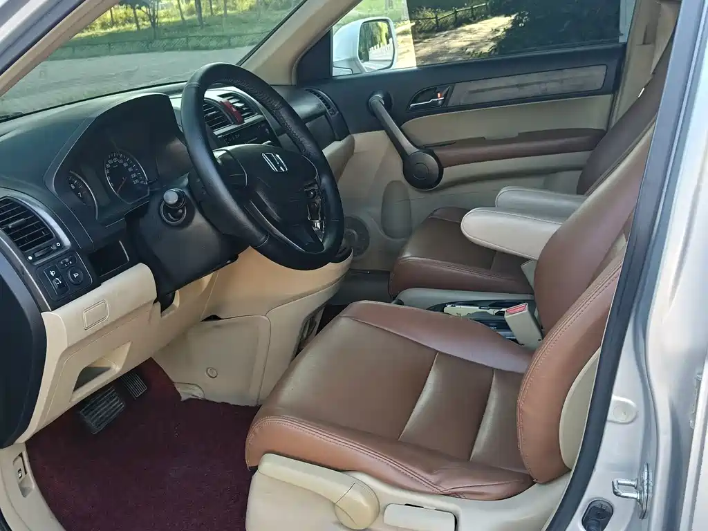 Honda CR-V — миниатюра 8