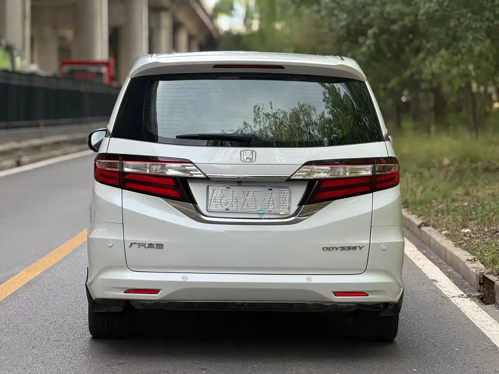 Honda Odyssey 2018 2.4L Luxury
