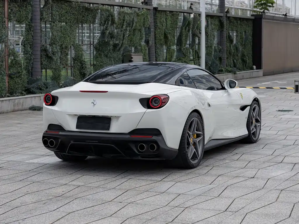 Ferrari Portofino — миниатюра 4