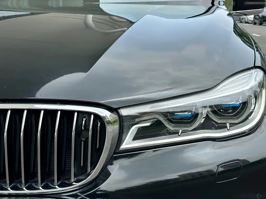 BMW 7 Series 7 2016 750Li xDrive мест