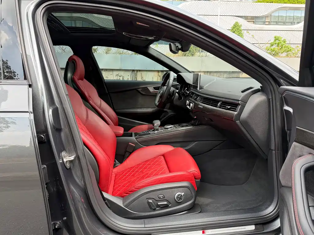Audi S4 — миниатюра 22