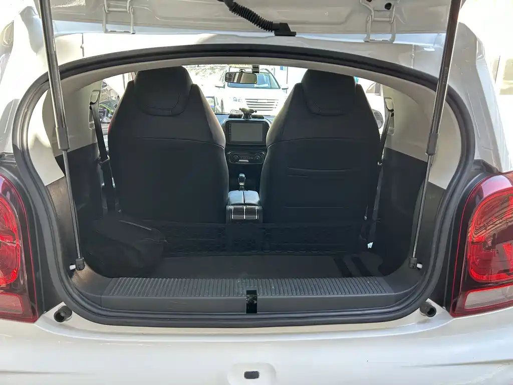 Roewe Clever — миниатюра 6