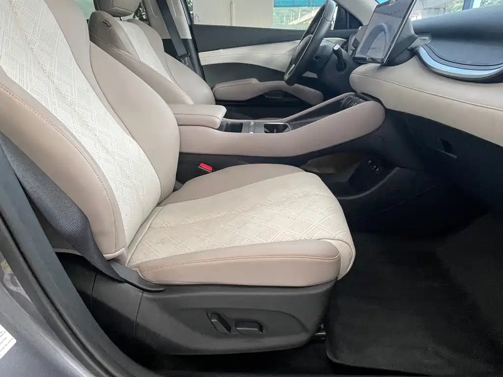 BYD Yuan Plus — миниатюра 17