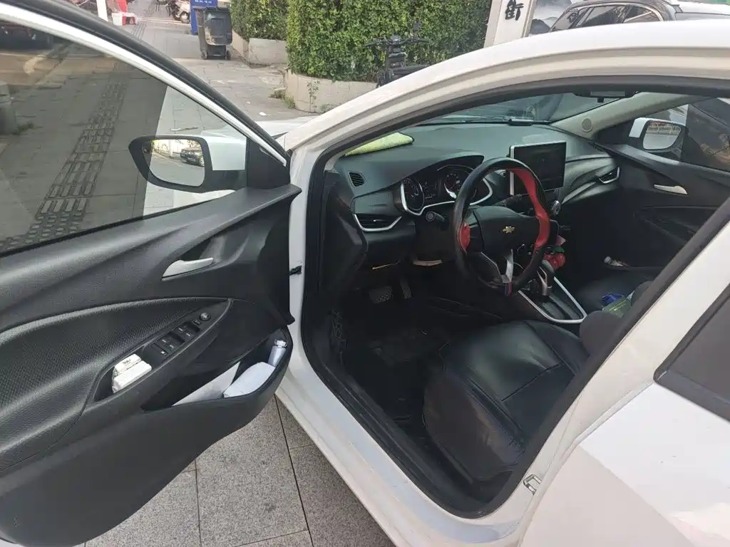 Chevrolet Cavalier — миниатюра 12