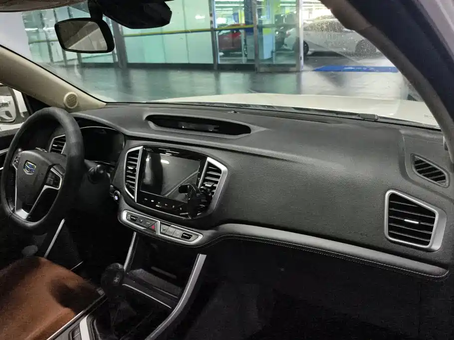Geely Vision X6 — миниатюра 12
