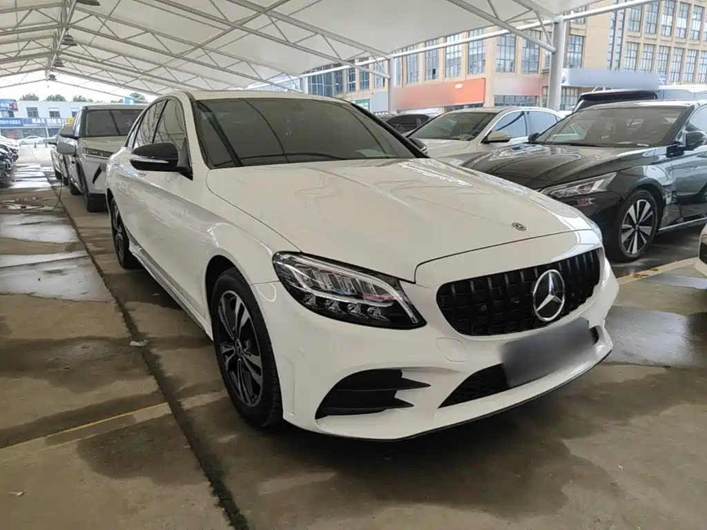Mercedes-Benz C-Class — миниатюра 4
