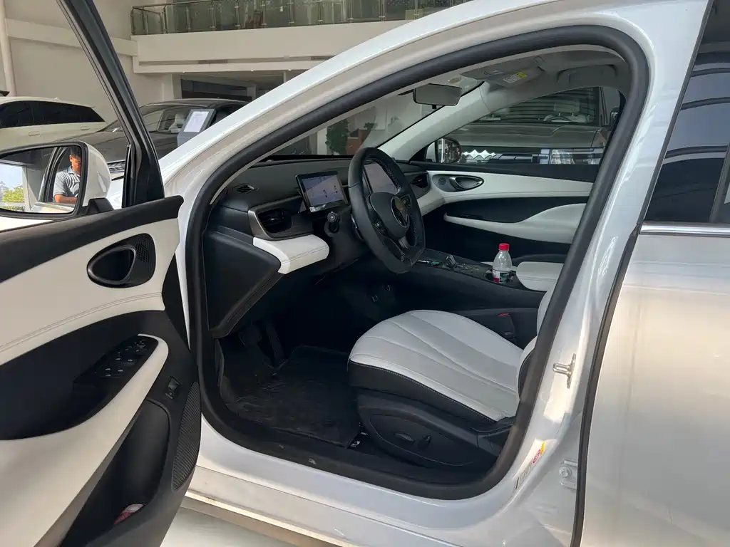 BYD Seal 05 DM-i — миниатюра 4