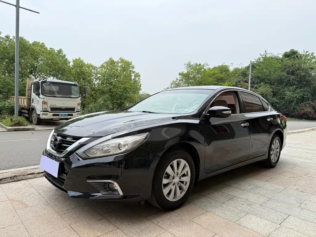 Nissan Teana 2018